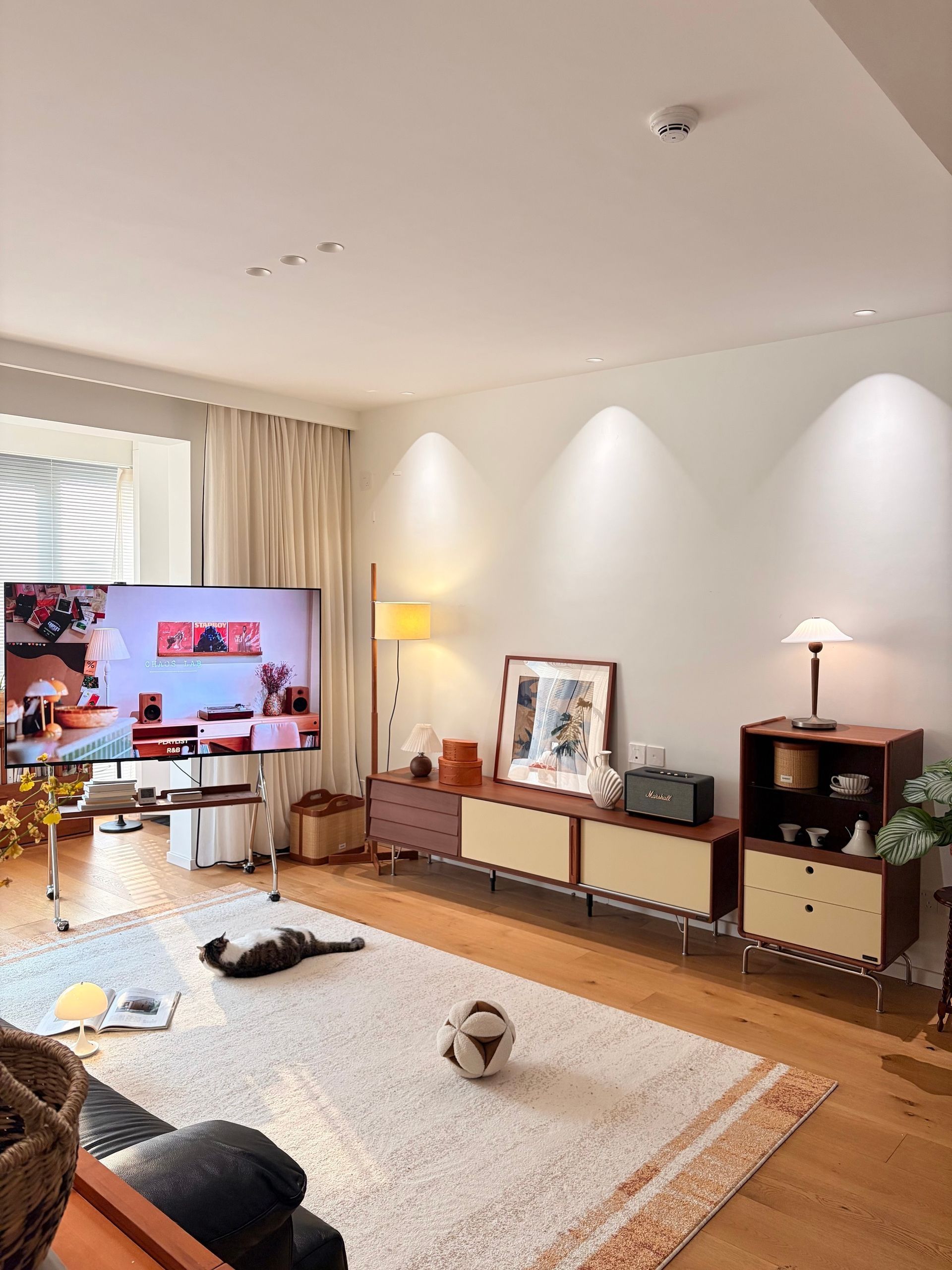 Tủ TV kết hợp 810733